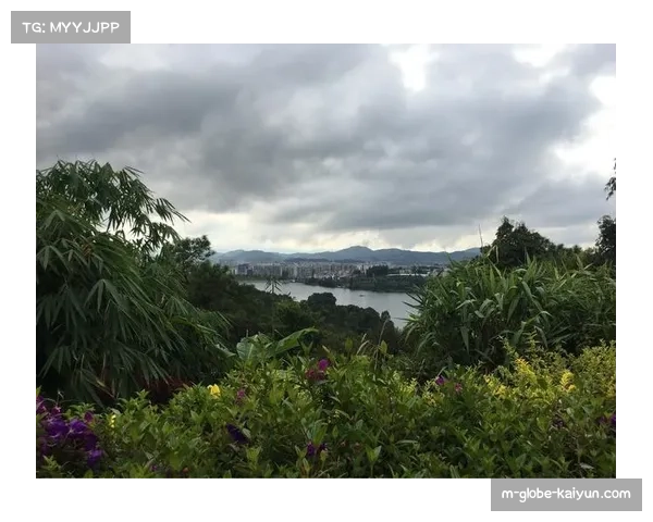 尼斯球员走进儿童医院，献爱心与小患者共度温馨时光